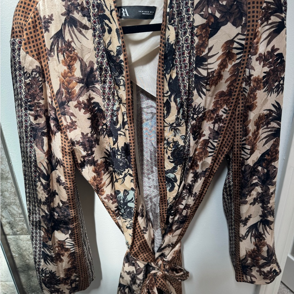 Zara Multicolor Floral Kimono